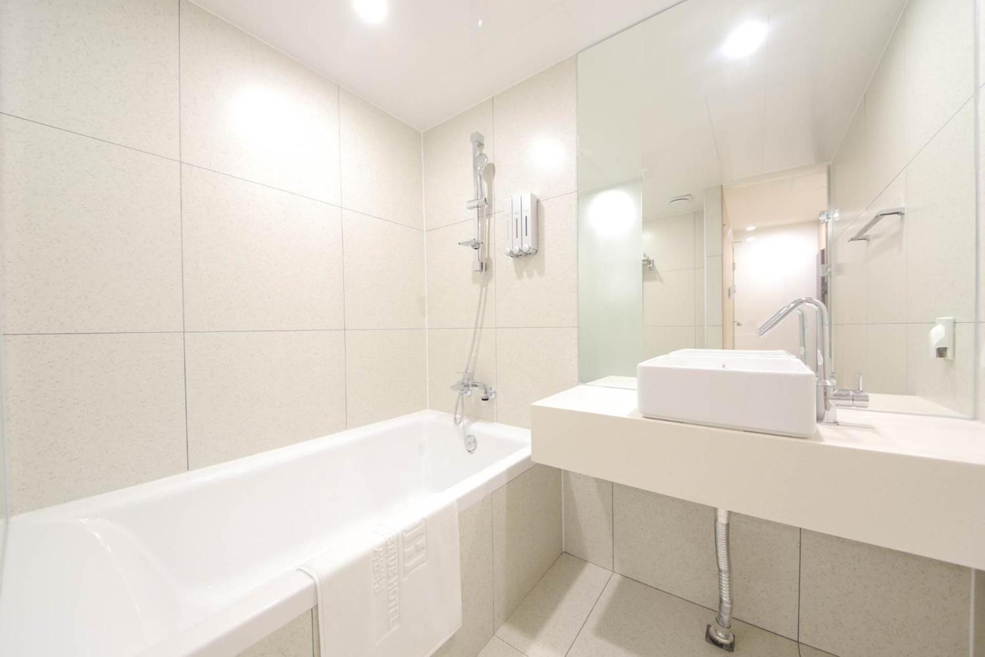 Busan H-Avenue Hotel Seomyeon Station Kültér fotó